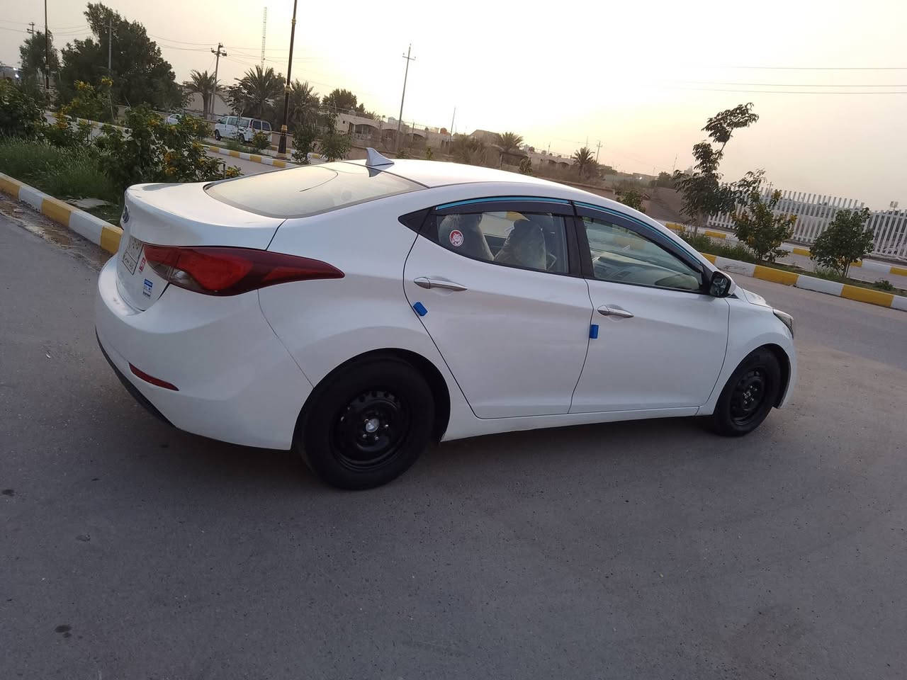 السلام عليكم النترا موديل 2016
وارد امريكي بيها تبديل بنيد محرك كير كهربائيات تبريد كله شغال حجم المحرك 2000 دوش مكان السيارة ناصريه المركز تحويل مباشر السعر 
110 بيها مجال بسيط ***********
