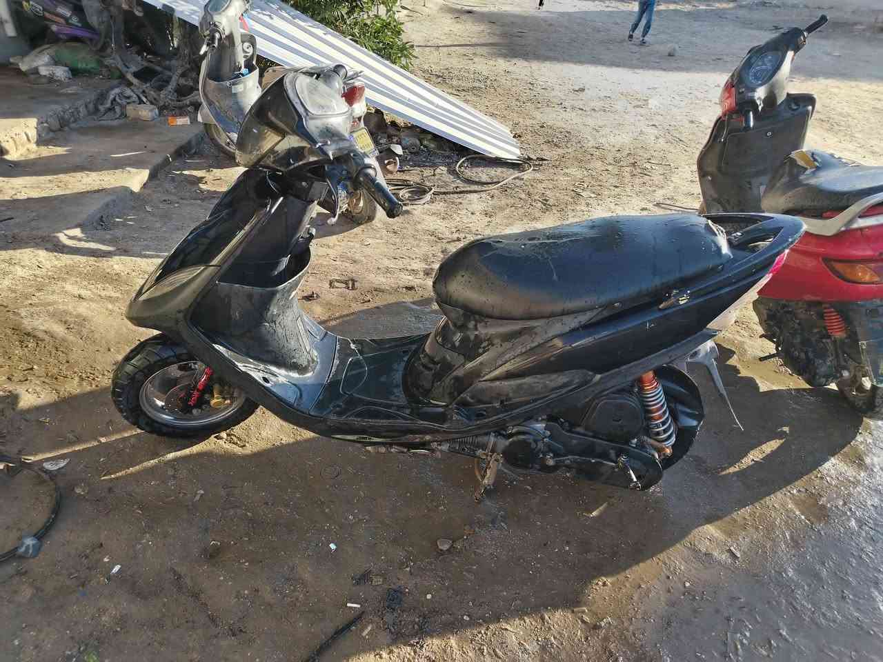 السلام عليكم
ماكس عدله لبيع كفاله عامه 550وبيها مجال مكاني حله  متواجد فيس ..***********
