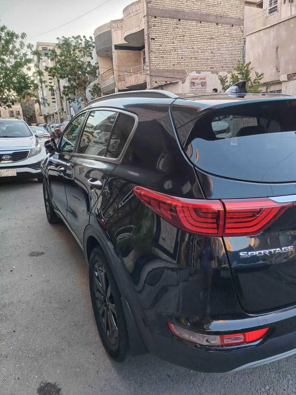 سبورتج ٢٠١٩ امريكي صور الحادث موجوده بلصور سياره جاهزه دينار متصرف عليها مكاني الاعظميه شارع عشرين مكلف بلنشر يعني مو مالتي السعر 146$ وبيها مجال حك الجيه ***********
