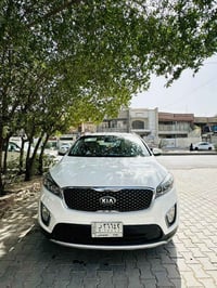 سورنتو ٢٠١٦/شكل ٢٠٢٠ رقم بغداد لد امامي ويل ١٨ بصمه كشن كهرباء مري شفط...