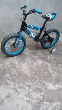 بيع مستعجل اثنينهم شغالين كاملين سعر 60 بالايمن صناعه القديمه 07708642...