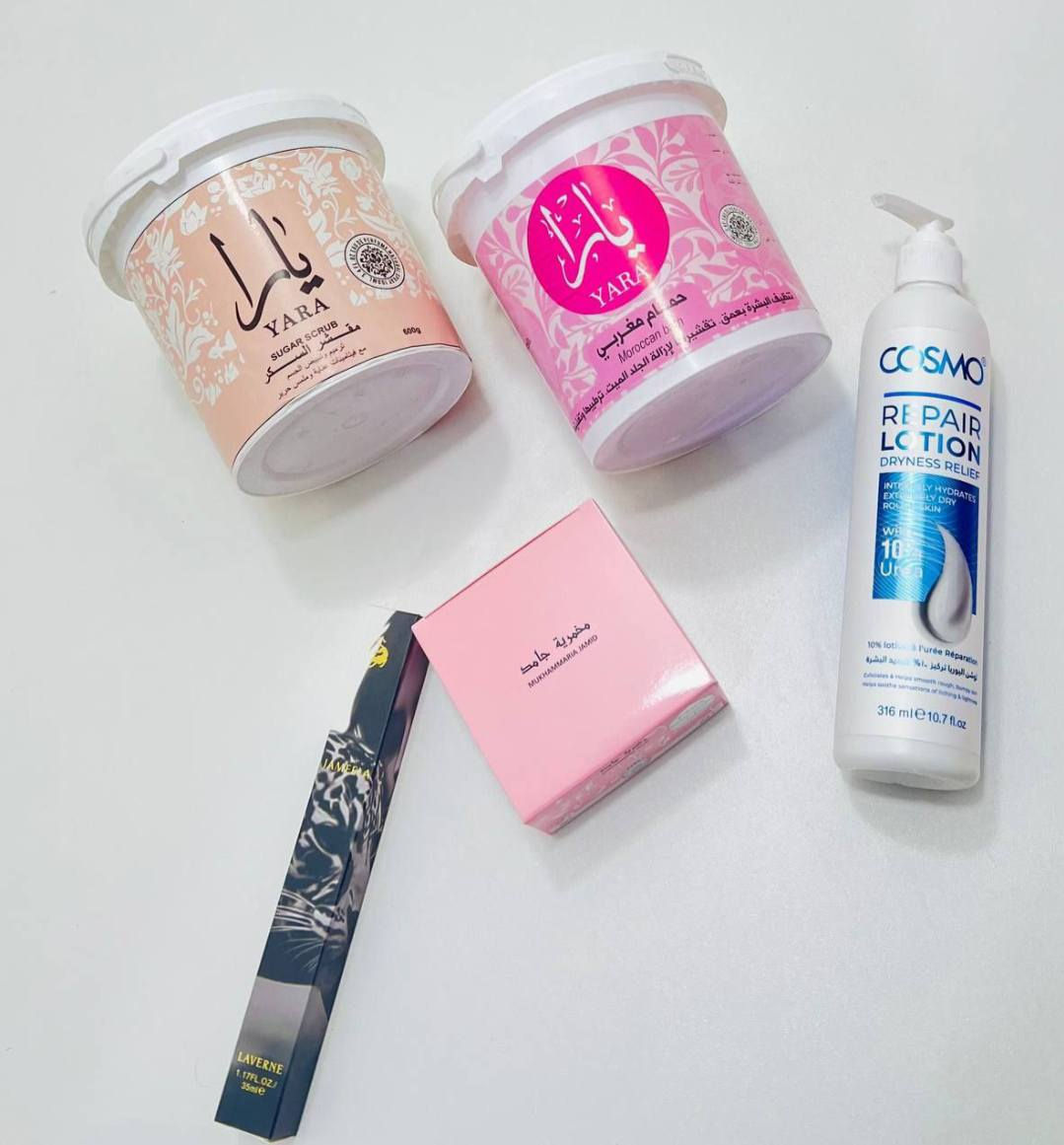 ✨ منتجات Yara للعناية بالجسم 😌💗
من #Flora_Store
5 قطع  : 
حمام مغربي أصلي: يوحد لون البشرة ويعالج التصبغات، والعطر فواح 🔥
مقشر السكر: يزيل الجلد الميت، ينعم البشرة وينظف المسام، والعطر يدوم 24 ساعة 🥹
لوشن كوزمو 316مل : يرطب الجسم واليدين، يترك البشرة ناعمة ومشرقة ويقلل الجلد الميت رائحة تدوم طويلًا ✨
مخمريّة جامدة: بعد الاستحمام، للشعر والجسم عطر يدوم 24 ساعة 💗
عطر قلم جورجينا : عطر فواح وخفيف، يناسب الحقيبة. 
سعـر الـعّـرض /  ١٩ 
التـوصيل لـبغداد ٤ ومحافظـات ٦


**إذا كنت صاحب هذا الإعلان وتريد حذفه لأي سبب، رجاءا أرسل رسالة إلى الدعم الفني**