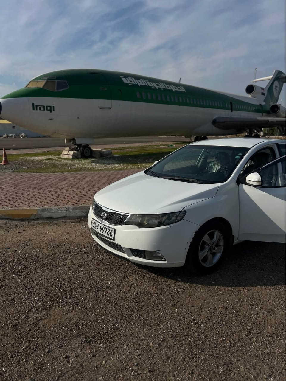 ⸻

🔴 للبيع كيا سيراتو 2011 🔴

🚗 الموديل: 2011
⚙️ المحرك: 1600 سي سي
⛽ الوقود: بنزين + غاز (نظامين شغالين تمام)
🛞 التايرات: جدد
🔋 البطارية: جديدة
🎨 الصبغ: بيها 3 قطع صبغ بصفحة السايق
🔩 حدادية الصدر: 80‎%‎
تحكم ستيرن جهتين 
شفتات ستيرن 
تدفئه وتبريد 
السعر :90$ وبيها مجال بسيط 
السيارة باسمي تحويل مباشر بغداد, العراق


**إذا كنت صاحب هذا الإعلان وتريد حذفه لأي سبب، رجاءا أرسل رسالة إلى الدعم الفني**