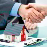 دار للايجار حي سومر بالقرب من جامع مالك الملك مساحه الدار 100متر غرف ن...