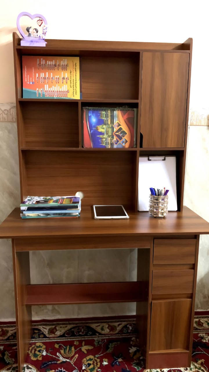 ميز دراسي مستخدم نظيف للبيع
٧٥ وبيه مجال قليل


**إذا كنت صاحب هذا الإعلان وتريد حذفه لأي سبب، رجاءا أرسل رسالة إلى الدعم الفني**