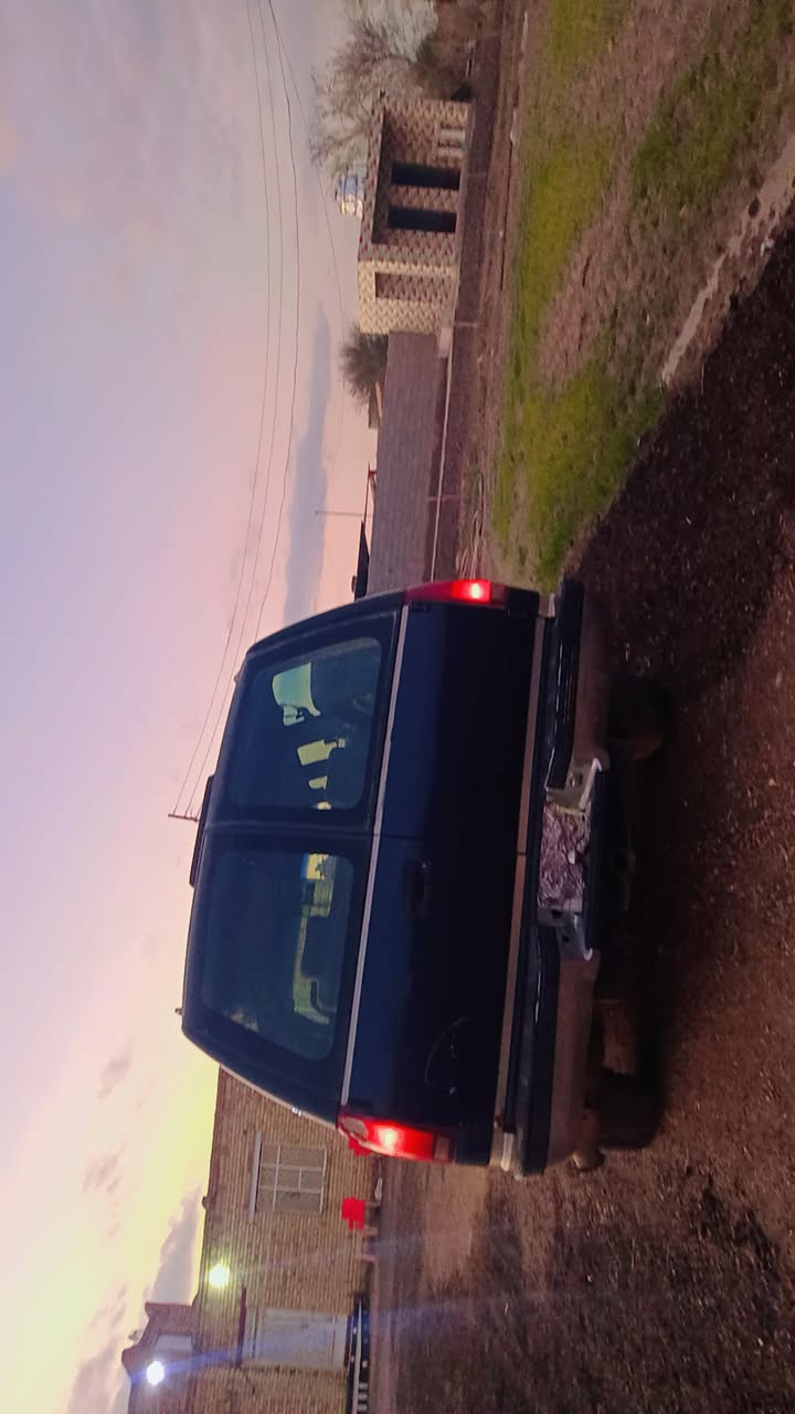 سيارة للبيع :-
سياره GMC  بهبهان فحل. 
السعر 33 ورقه وبيه مجال. 
المحرك كاز ( تحوير)  . 
الرقم بغداد - سنويه لحد 2029( مشروع وطني) 
 موديل 1993
 مراوس بسياره صيني او بيك اب  او سياره صيد عاليه. 

للتفاصيل اتصل علئ الرقم (***********) 
المكان / ذي قار - قضاء الفجر
