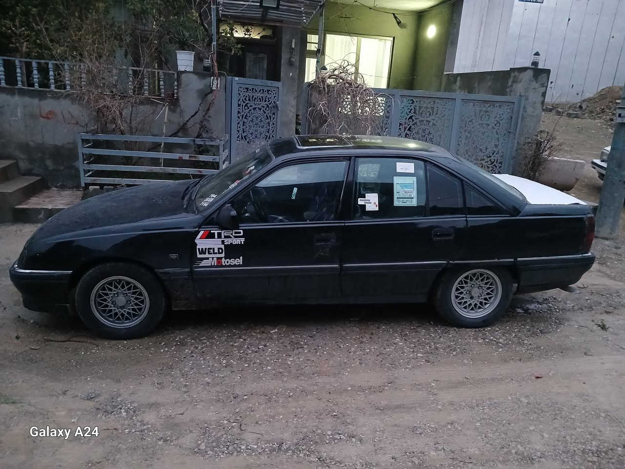 ئۆپڵ ئۆمیگا مۆدێل 1989 سڵاید گێڕ و مەکینە بە شەرت ئاڕم  سعری 18گەڵامعمل پلاستیک سلێمانی بەشەرت موس و بڕاوە بەشەرت ماڵی دۆستە بۆ زانیاری زیاتر*********** شێون سلیمانی
