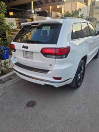 جراند شيروكي • ٢٠١٩ • ٦ سلندر