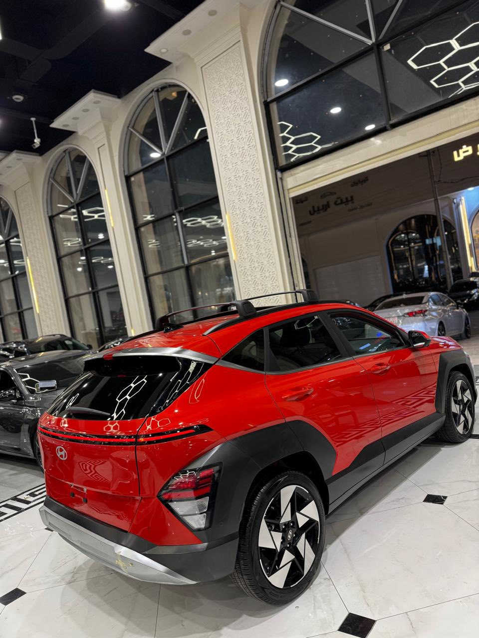 السلام عليكم 
هونداي_كونا _وارد امريكي 
2024  HYUNDAI KONA, SEL

موديل 2024
مواصفات 1/1 فول  

السعر :175$ ومجال قليل

بدون رقم_يترقم شمالي فقط 

مواصفات:
1.بصمة+بصمة ابواب 
2.رادارات خلفية وجانبية 
3.تحكمات استيرن
4.اشاير بالمري 
5.كامرة دوارة 
6.حساسات ب الاطارات
7.حساسات امامي+جانبي
8.تدفئة بالكشنات 
9.كشنات مخمل 
10.مانع انحدار
11.مانع انزلاق 
12.سلايت (فتحة)
13. ماشية 12 الف
14. 5 كاميرة 

الحادث :
بدون صبغ شرط الفحص ( قبغ الصندوق بارد شبر )   -  💯 
الايرباك: سليم 💯 

العنوان:اربيل 
الرقم: ***********    واتساب
