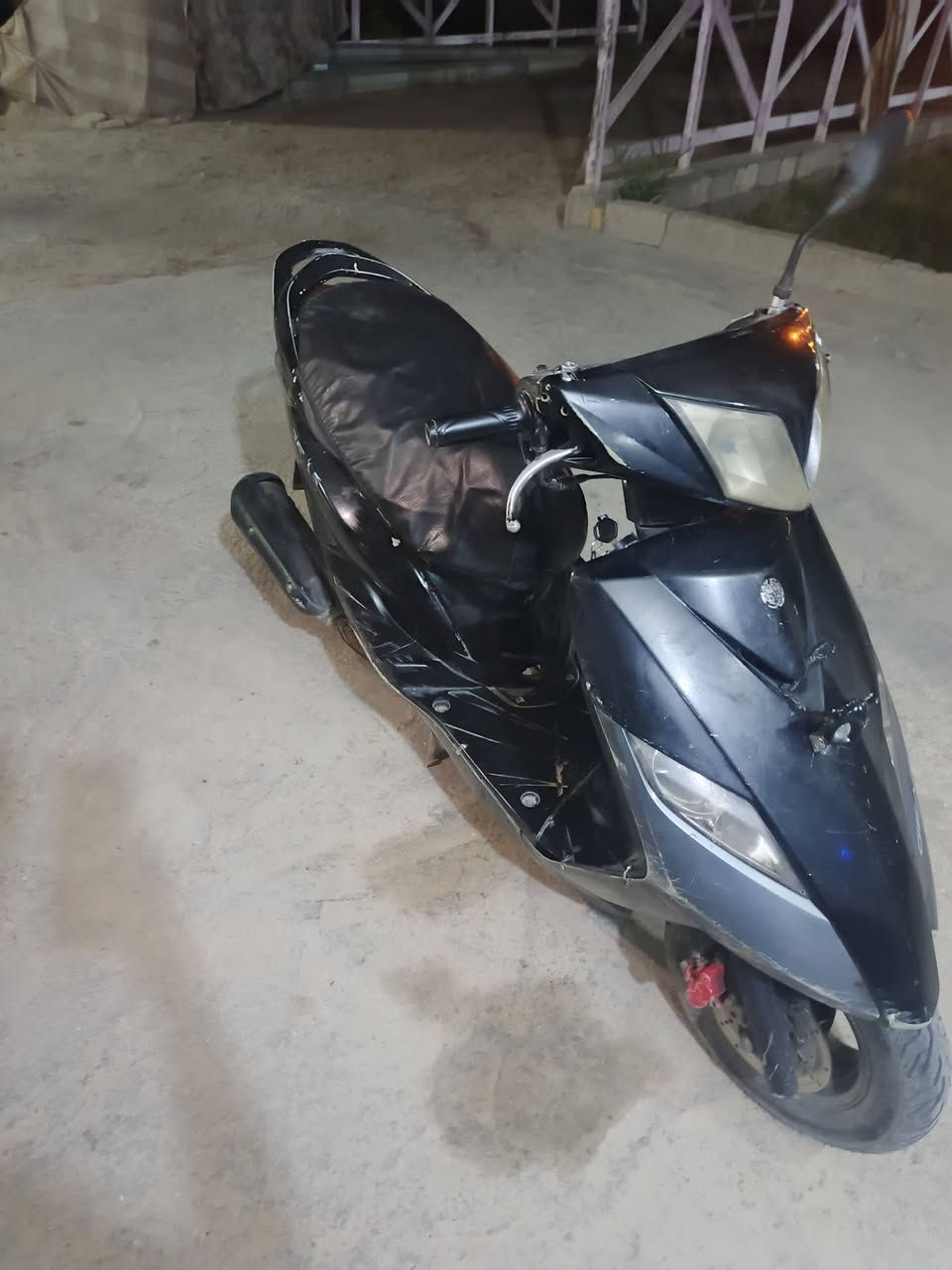 دراجه للبيع ماكس ثعلب نضيفه نكره سلف وهندر كهربائيات كابريتر جديده فول شلعه 140 السعر 400وبيها مجال *********** واتساب اتصال
