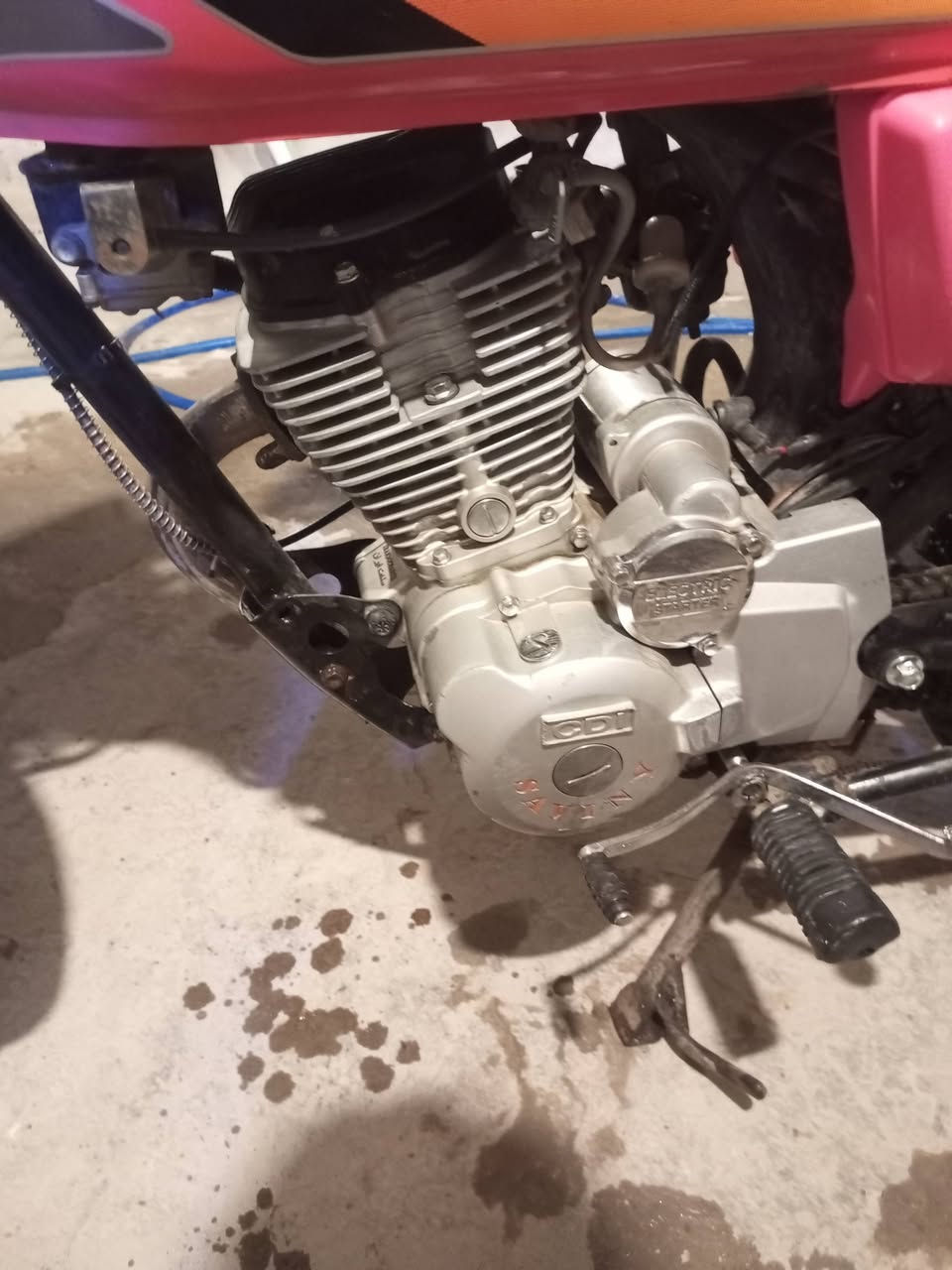 السلام عليكم
5 كير للبيع مديل 2021 سكنر السعر 500
***********
