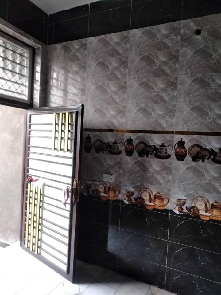 ناصريه الصالحية شارع ابراهيم الخليل رابع بيت عن الشارع الرئيسي الأرضي غرفتين وصاله ومطبخ واستقبال و صحيات خارجيه وداخليه مناور ٢.
مساحة البيت ٢٠٠ متر 
حديقة من ضمن البيت
بناء حديث ٢٠٢٣ 
كاونتر مفصل عل مطبخ
خزان ٢٠٠٠ لتر
ماطور ماء
سخانين
منظومة كامرات ***********🌷💦
اي عقار عدكم للبيع يرجاء مراسلة صفحه
او مراسلتنا على الوتساب🌼https://chat.whatsapp.com/LQRKo8Jir4V5tmty31u8yW ناصرية, ذي قار
