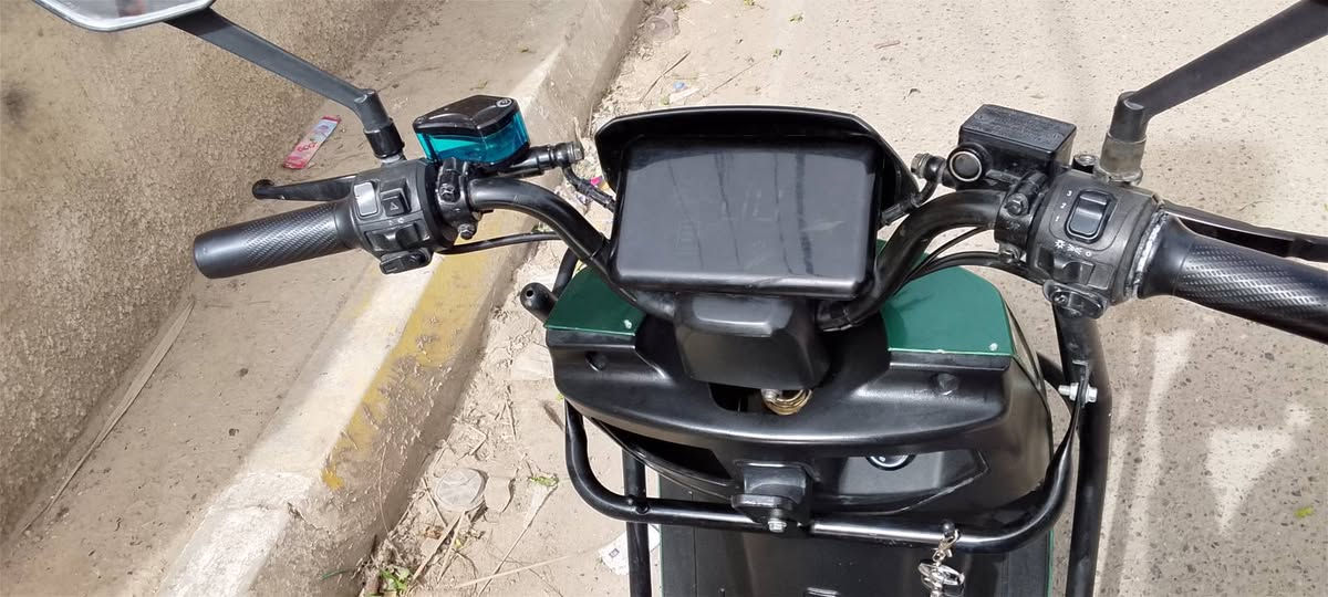 ماطور سكنس 2025 مدرع نظام 6بطاريات فول بطاريته كلهن يقرن 10 ونص حجمهن 32 امبير جدد على الفحص كهربائيات كلها شغاله اشاير  لايت عالي ناصي زنون هورن كله شغال نظام بك  رجوع للخلف نضام دبل اشاره نظام تشغيل عن بعد جهاز مانع السرقه بصمات اثنين تشغيل اسويج موطور جديد وجاهز نضام (p ) هندبريك   تثبيت ثبيت سرعه ماطور جديد لك واحلى من الصور شنطه خلفيه ابلاديه موطور جديد لك شاحنه جديده دبلاته فول السعر 570 وبي مجال للشراي سعره سعر موطور هارلي العنوان الفلوجة حي نزال يم الرعاية الاجتماعية ***********//*********** واتساب عل الكورك
