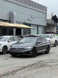 فولكس فاجن جيتا | موديل 2024 فئة SE – فول فول  🔹 شبر صبغ فقط والباقي ك...