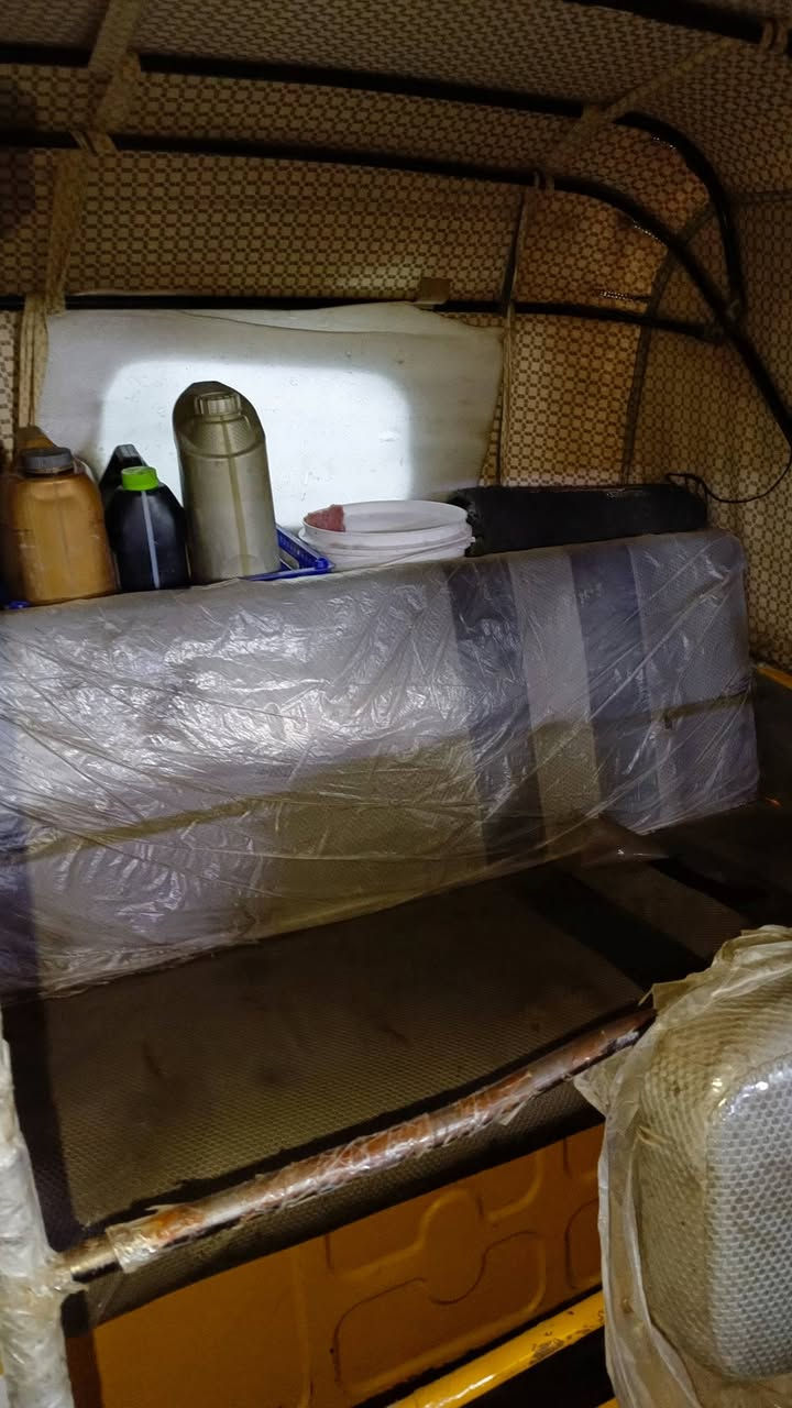 سلام عليكم تكتك للبيع مديل 19 رقم وسنوية تحويل ثاني يوم تكتك حلوة وخير من اللة تخم تاير مكينة خرسة عنوان بغداد البلديات السعر 6000 وبيهة مجال بصيط الرقم ***********
