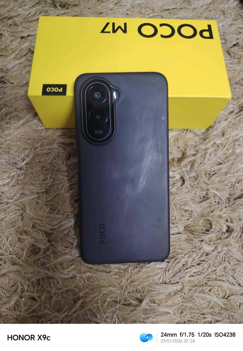 السلام عليكم
للبيع موبايل
POCO M7
الذاكره 256
الرام 8 
اصدار 11

كامل ملحقات
***********اتصل
