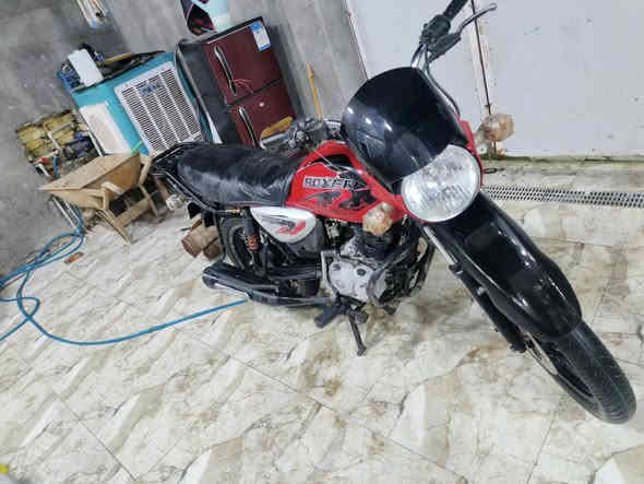 دراجه بوكسرجبلي للبيع اوراق موديل ٢٠١٩ وكيلها سيد خلدون بس ادورلك منها من ال ميمونه السعر ٨٥٠ مكاني ميمونه وهذا رقمي ***********
