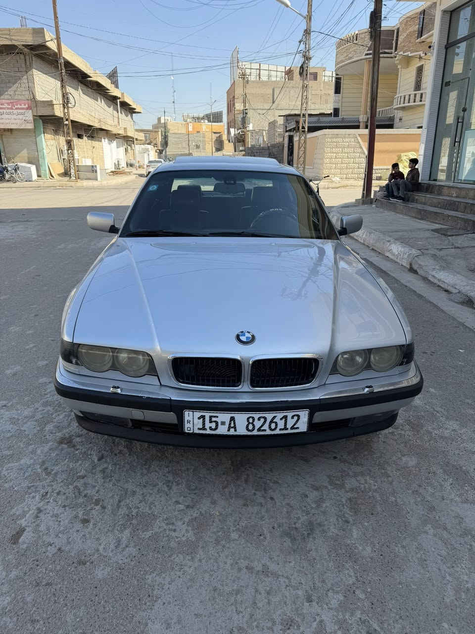 السلام عليكم بيئم دبليو خفاش 2001 سياره محرك ٨ سلند سياره غنيا عن التعريف وفول الفول مواصفات سياره حيل جديده وبلخير على ياخذها سنويه جديده ورقم جديد السعر 65 مكاني الانبار فلوجه رقم الهاتف ***********//***********
