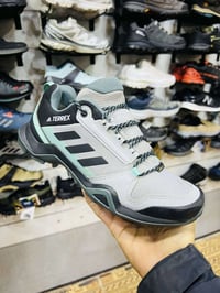 أديداس تيركس • جورتكس • نظيف ١٠٠٪