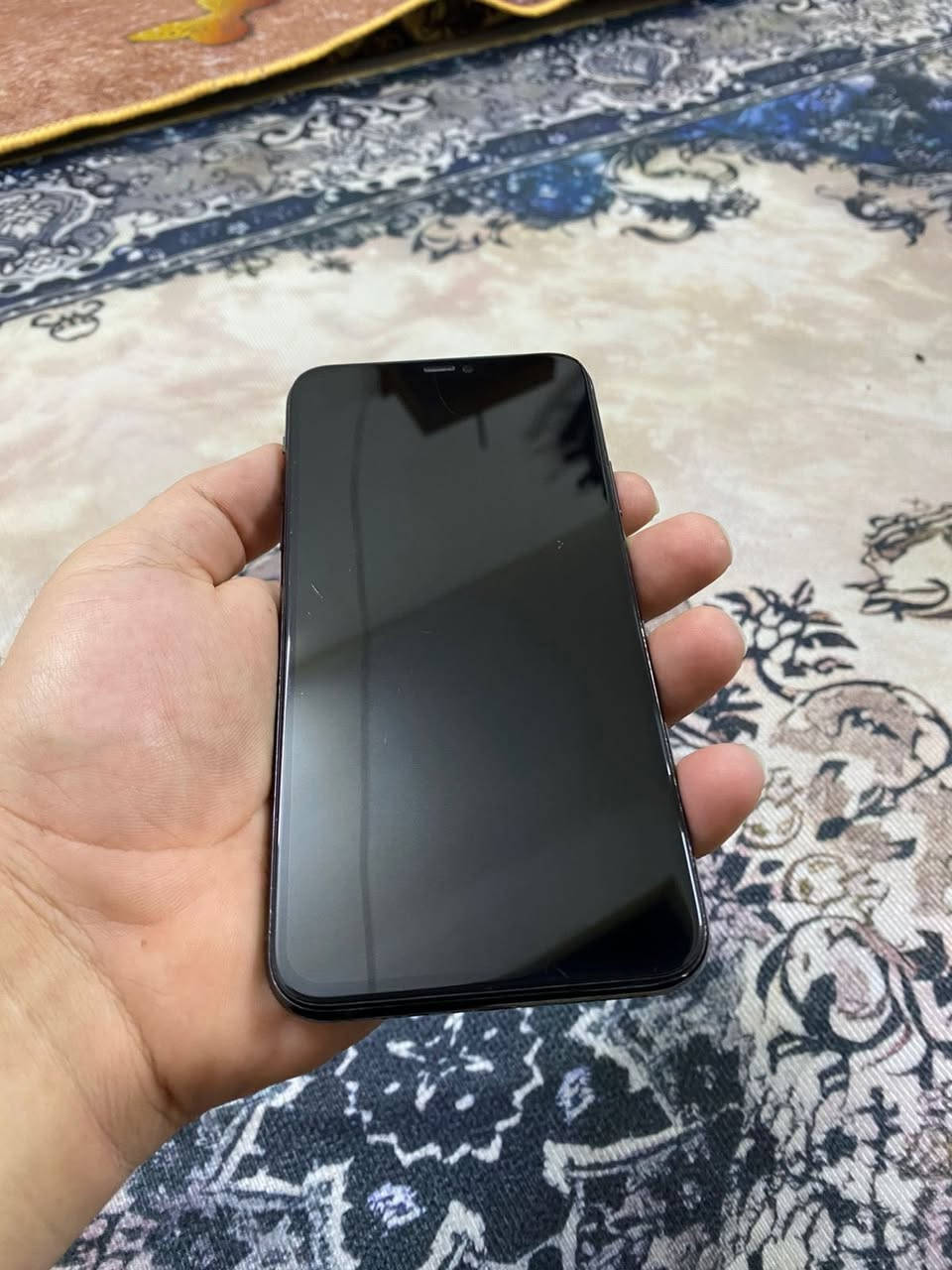 السلام عليكم ايفون 11 برو ماكس
ذاكرة 64 
بطارية 74 بلادية
الجهاز نضيف جداً وما بي اي مشكله 
مبدل شاشة نوعية جيده و 3 خيارات 
بيع او مراوس مع اكس ماكس او 8 بلاس وأخذ فرق 
***********
تكريت القادسية
