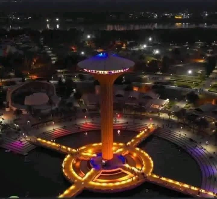 السلام عليكم قطع أراضي للبيع في بغداد منطقة الفحامة قبل الجلاعطة بداية المنطقة بعد جزيرة بغداد السياحية تقريبا ٧ دقايق بالسيارة يصير على اليمين مقابل القصر ليث العبيدي  سند (٢٥)ملك صرف زراعي على طابو الاعظمية ((مساحة ١٠٠٠ متر تقسيم حسب الطلب)) وبيه بناء بيوت سكن المنطقة كامله يعني ماء  وشارع سبيس إنارة الشارع كليتة /مدارس / مستوصف /مركز شرطة / المساحة  ((((( ل ٢٠٠متر السعر ٥٠ مليون ))))) تفاصيل أكثر اتصل بالرقم  // *********** موجود واتساب
