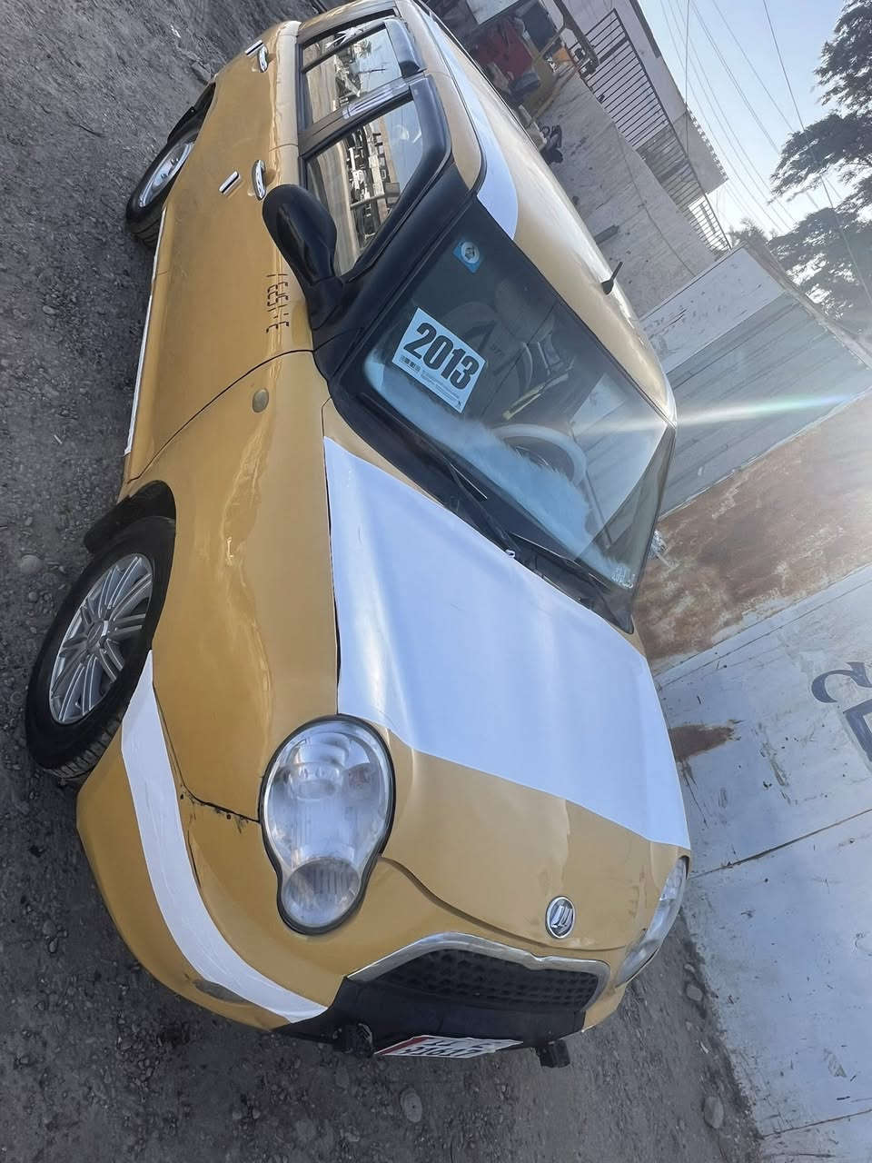 سلام عليكم 
ليفان مستر بن 320 رقم بغداد دولي سنويه جديده شرط التحويل محرك كير كهربائيات كلها شغاله غرفتها نضيفه جداً 
جام كهرباء سياره نضيفه ومرتبه مكاني سامراء السعر 28 بيها مجال بسيط للشراي 
***********
