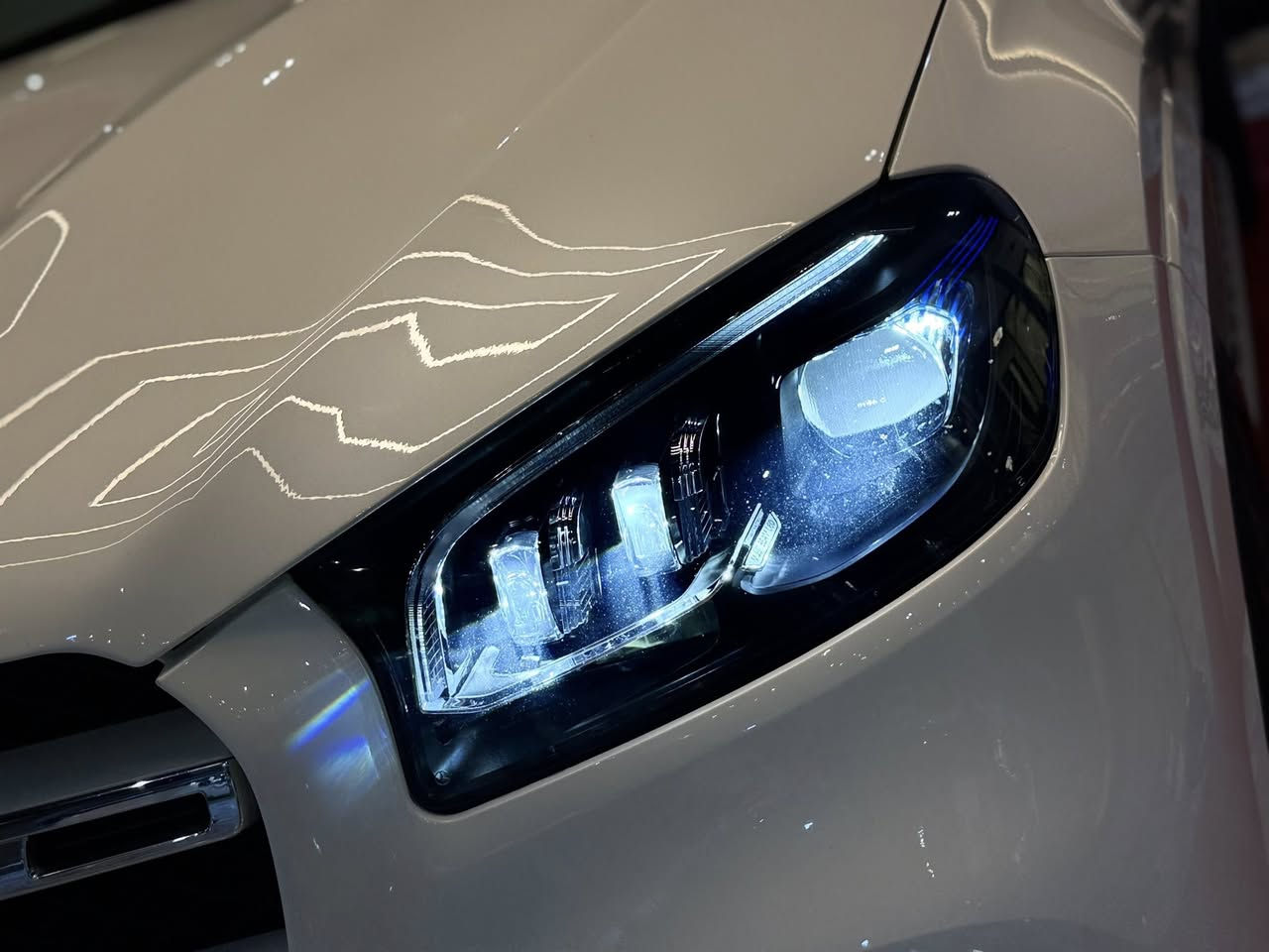 ⁨ كوردى / عربي 
درووستکراى : Mercedes-Benz
مۆدێل: GLS 580
ساڵ :2020
بزوێنەر :V8 Twin Torbo
بگۆری بزوێنه‌ر : AUTOMATIC
سوتەمەنی : بنزين
دۆخ :BCM
ماوەی رۆشتوو :100Km
ـــــــــــــــــــــــــــــــــــــــــــــ
النوع : Mercedes-Benz
الموديل :GLS 580
سنة الصنع : 2020
المحرك : V8 Twin Torbo
ناقل الحركة : AUTOMATIC
نوع الوقود : بنزين
الحالة :امريكى
عدد الأميال : 100Km
‌‌‏ Zauto
‏‌‌‌‌‌‎📱 للاستفسار يسعدنا تواصلكم معنا على الأرقام التالية
‏‌‌‌‌‌‎📱بۆ زانیاریی زیاتر خۆشحال دەبین بە پەیوەندیتان بە ژمارەکانی
***********
***********⁩⁩⁩⁩⁩⁩⁩

