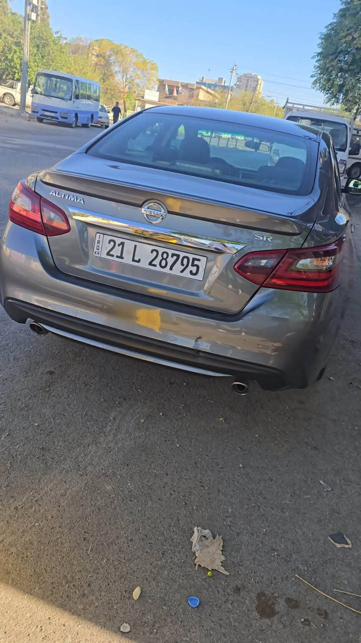 nissan altima 2017 SR
...﷽ 
بۆ فرۆشتن 💎🇯🇵للبیع
نیسان ئاڵتیما بۆ فرۆشتن
ڕەنگ نەوتی  
 ڕەسمی حادیسەکەی دانراوە
گێڕ و مەکینەی بەشەرت تەبرید سارد و گەرم بەشەرت
تەقەو ڕەقەی بەشەرت 
سەیارەکە ماڵی دۆستە
هەموو گیانی لەسەر دەقی شەریکە ماوەتەوە 
یەکدەرگای سایەقی بۆیاخەبێ ناو بەس پەمپە
لەگەل پەلەیە pdr
کاڵبونەوەی نیە 
مواصەفات:
سوکان ڤۆلیۆم
تەحدید سرعە 
شەغال
٧گێڕ
سێ مۆد گێڕ 
ئۆتۆماتیک،عادی،شەفت
شاشە گەورە
بلوتوس 
کارپلەی 
کوشن کارەبا 
کوشن جلد 
کوشن خەت شین
هایدرۆلیکی گێڕی تازەیە
ڕۆنی مەکینەی تازەیە
تەحویل و غەرامەی بەشەرت
ڕەقەم و سەنەوی تا 2029 تازەیە 
سەیارەکە لە سلێمانیە 
مشتەریت تێل بکە لەخزمەتام
*********** 
*********** السليمانية, العراق
