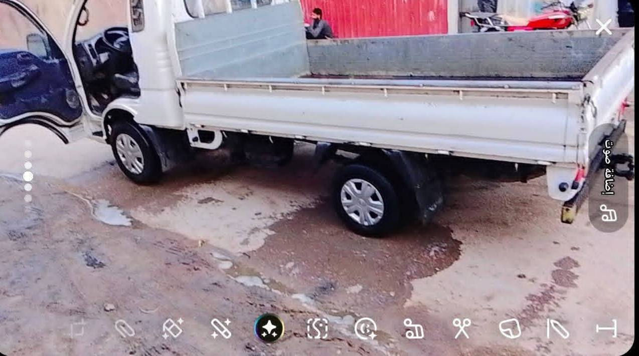 السلام عليكم كيا بنكو موديل 2012  مسكر مكينة مجول جديدة توا شديتهة طابوكة  7 كير
رقم انكليزي باسمي سنوية لل2031  سعرة 97 وبيه مجال   مكاني البصرة القرنة بني منصور  رقمي ***********
