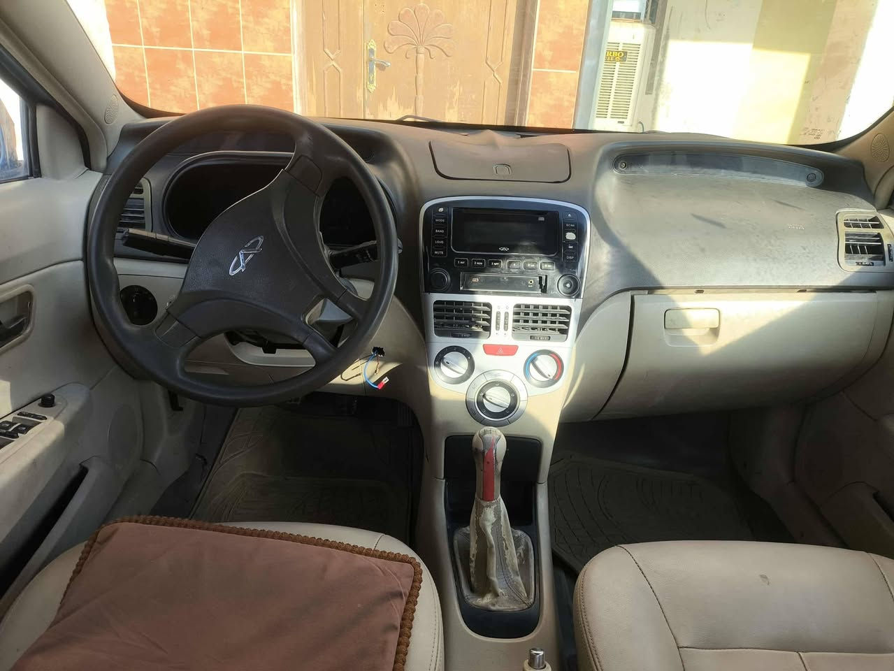 السلام عليكم... سيارة للبيع شيري رقم بغداد مشروع
وطني سيارة نظيفة شرط محرك وكير وكهربائيات
*********** /٠٧٧١٧٠١٥٣٧ /السعر ٣٧ وبيه مجال
