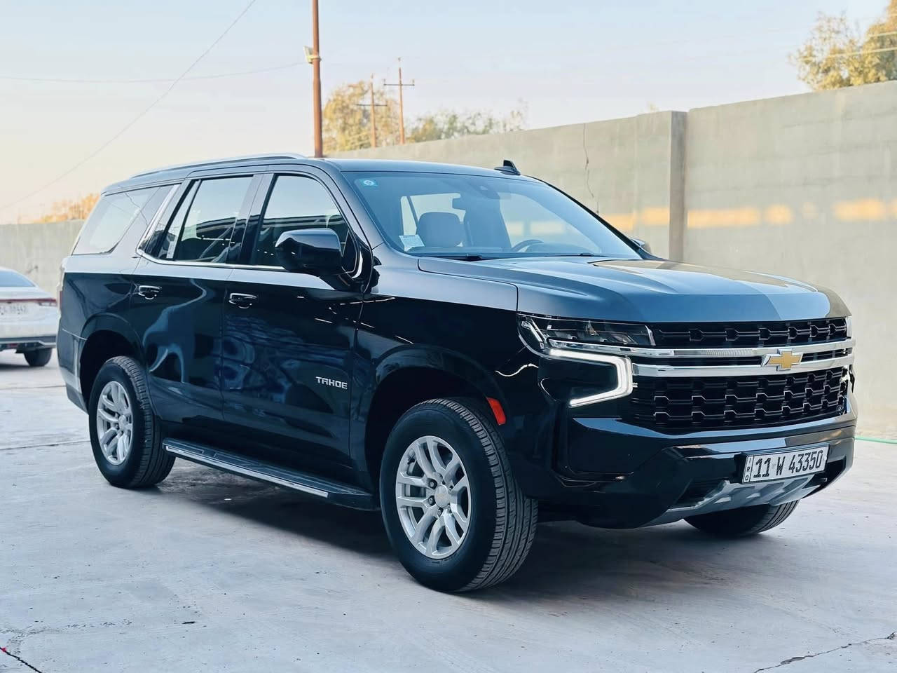 تاهو2021 Ls وكالة المنصور
 خليجي مكفوله عامه
للبيع او المراوس  
السياره عليها ادامه كامله بل شركه 
تخم تاير جديد اصلي 
اللون: اسود BLACK 
رقم بغداد  بسمي مشروع وطني 
ماشيه:100 الف
8سلندر محرك(5300) 
المواصفات 
بصمة
كراسي اثنين كهرباء
شاشة امامية
كامرة خلفية دوارة اصلية
وضعيات قيادة
نظام تحديد_المسار
نظامAUTO_START
رادار_امامي
نظام مانع_تصادمامامي
مساعدرك _المركبة
اشاراتمساعدةركن_المركبة
التحكم بسرعةالمروحة
ازالةالضباب عن_النوافذ_تلقائياً
ازالةالضباب الخلفي_تلقائياً
هندبري كدكمة_(كهربائي)
نظامAU_HOLD
تبريد خلفي منفصل
تشغيل عن بعد
ثلاجة
كروس سرعة
فول تحكم استيرن(جهتين امامي+جهتين خلفي)
شاشة عرض الاعطال
دبل كير(عادي+اوتوماتيك)
ناقل حركة 10 نمر
دبل حساس(امامي+خلفي)
نظام تحكم بمستوى الضوء الداخلي
مانع انزلاق ABS
نقطة_عمياء
اشارة بالمري
لايت زنون(عالي+ناصي) اصلي
لد امامي
ويل_18_الجديد
مدخل
‏CARPLAY
‏BLUETOOTH 
‏AUX
‏I POD
‏USP
السعر خاص 
الاستفسار اكثر الاتصال
***********
***********
