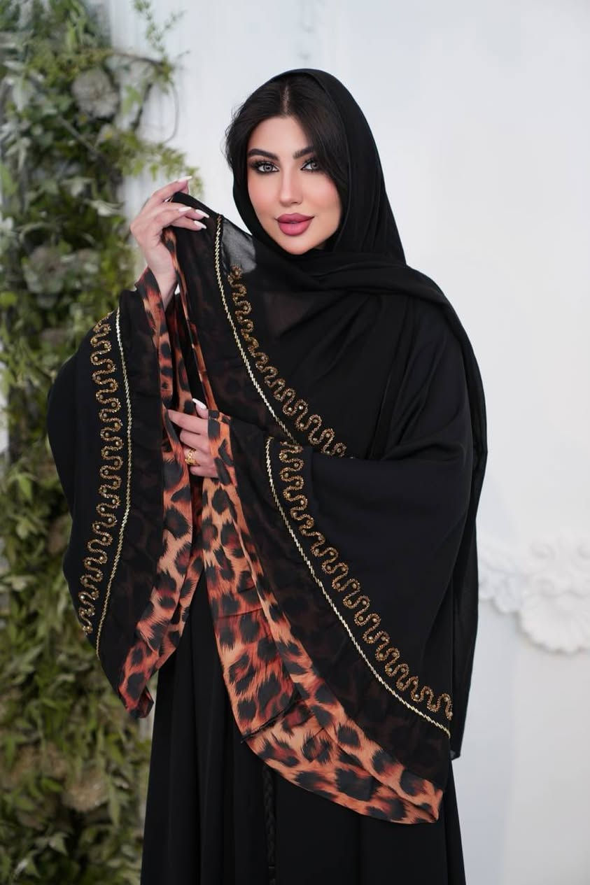 #جديدنـا عباية أماراتية😍✅
✨الاقماش حرير اماراتي الأصلي💯
🪄الشغل تطريز يدوي🪡🧵
🎗️مڪون من 4️⃣ قطع ✅
⤶عباية دبل كلووووش ✅
⤶شال ✅
⤶حزام  ✅
⤶حقيبة 👜✅
#عشتار
🎗️التلبيس :-من وزن 60 الى وزن 115✅
🎨🎨 الألوان :- 
←أسود 
←تايكر 
🌟 #عبايات_اماراتية #بشتات_اماراتية #أزياء_اماراتية #ملابس_اماراتية #جمال #أناقة #تراث_اماراتي #عبايات_راقية #بشتات_فاخرة #موديلات_اماراتية#فساتين_ #فساتين_زفاف #فساتين_طويله #مشاهير_العراق #مشاهير_العراق


**إذا كنت صاحب هذا الإعلان وتريد حذفه لأي سبب، رجاءا أرسل رسالة إلى الدعم الفني**