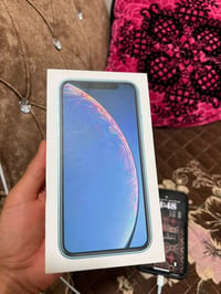 آيفون XR • ١٢٨ • خلل بطارية