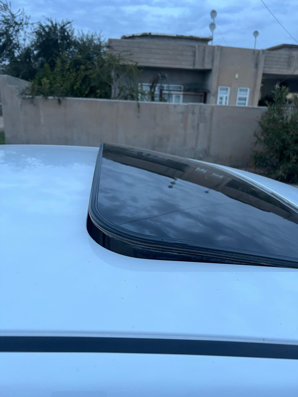 نيسان سينترا موديل(2017)SV سعر١٠٨  جاربارجة بس بةخ بي س تيزاب بيدا رزيابو گيروكمينة شةرت سلايت Tel☎️***********
