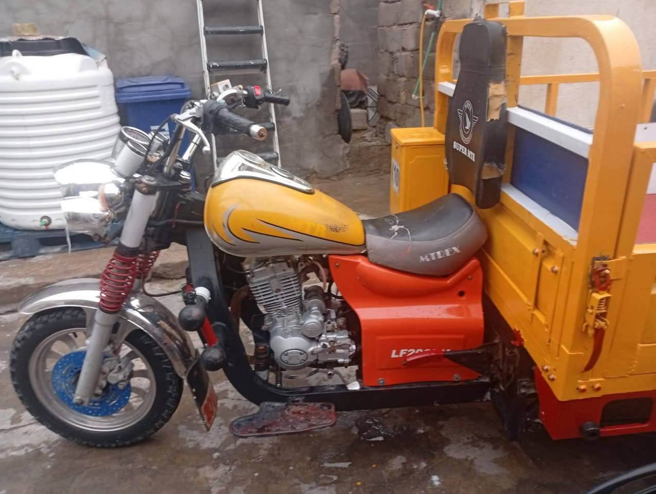 مكلف بالنشر ... ستوته سوبر امتيار مديل 22 اوراقها كامله كهربائيات كلها شغاله تخم تاير  ستوته كامله ومكفوله من كل عيب مكاني البصره الزبير السعر مناسب ولشراي يدلل وهذا رقم راعيها ***********
