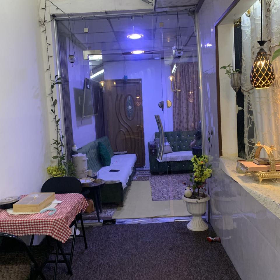 بيت للبيع 🛑🛑🛑
في حي الكرامة ١٩ قرب مدرسة النيل ومستوصف صحي الكرامة 

المساحة ١٠٠م غرفتين وهول وصحيات ومطبخ 
للاستفسار التوصل على الرقم 
‭0771 009 1778‬
