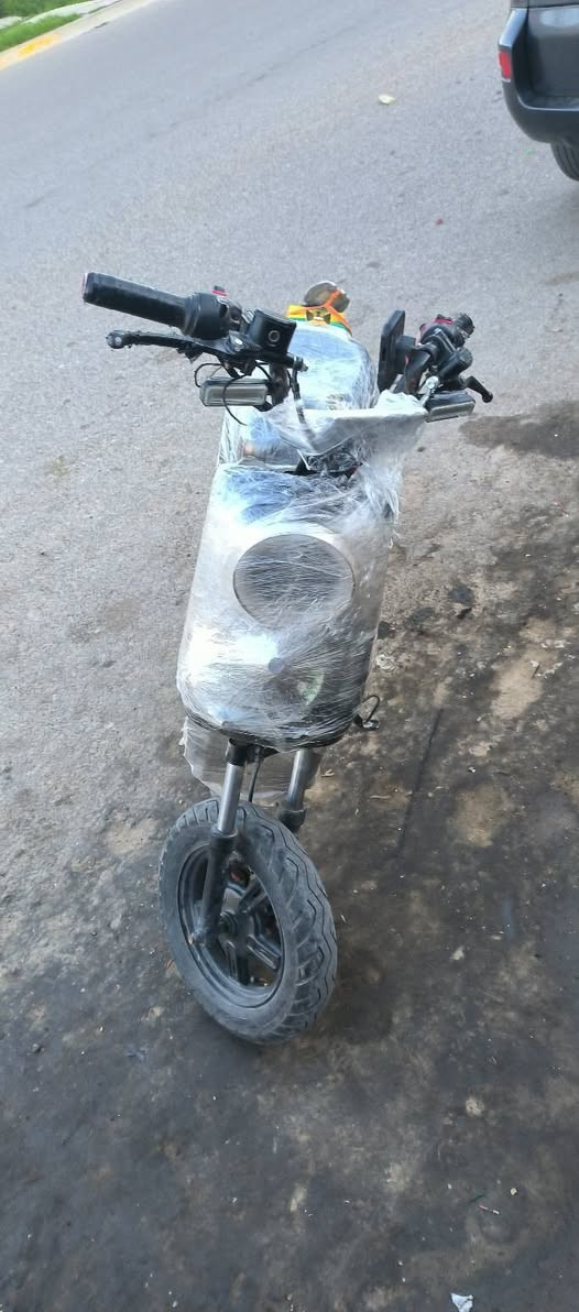 بايسكل شحن ار ٩ للبيع او مراوسه فول مواصفات 2023 كله شغال بلوتوث شغال  قاعده مبايل بطاريات نص عمر مكان كركوك  السعر 320 وبي مجال رقم ***********
