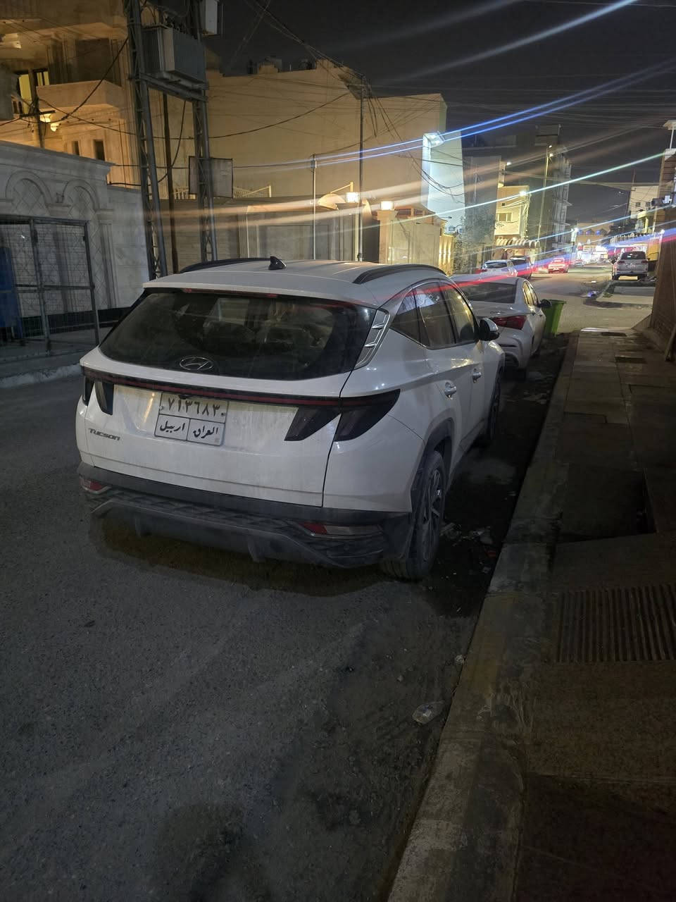 السلام عليكم
للبيع توسان 2022 خليجيه 
السيارة ولا اروع كفاله من كلشي وجديده بمعنى الكلمه مواصفات درجة اولى اعلى مواصفات بالخليجي والسيارة صدك حلوه ومرتبه ومابيها اي نقص تاخذها تنام رغد محرك 2000 دوش المرغوب 
والسيارة مكانها بالبصرة بالطويسه كامله مكمله من كلشي 
رقم اربيل بيها وكاله باسمي
فول مواصفات عده الفتحه
بصمه ابواب و تشغيل 
سايد بريك بصمه + اوتو هولد
بردات جانبيه
تبريد قطعتين 
شاشه كبيره + كامره
حساس امامي خلفي 
كشنات كهرباء 
شحن وايرلس
وضعيات قياده 
تشغيل عن بعد 
وباقي المواصفات معروفه
سياره مكفوله من كلشي
ماشيه 30 الف
السعر 230
للاستفسار ***********
