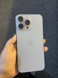 آيفون ١٥ برو ماكس • ٢٥٦ • بطارية ٩١