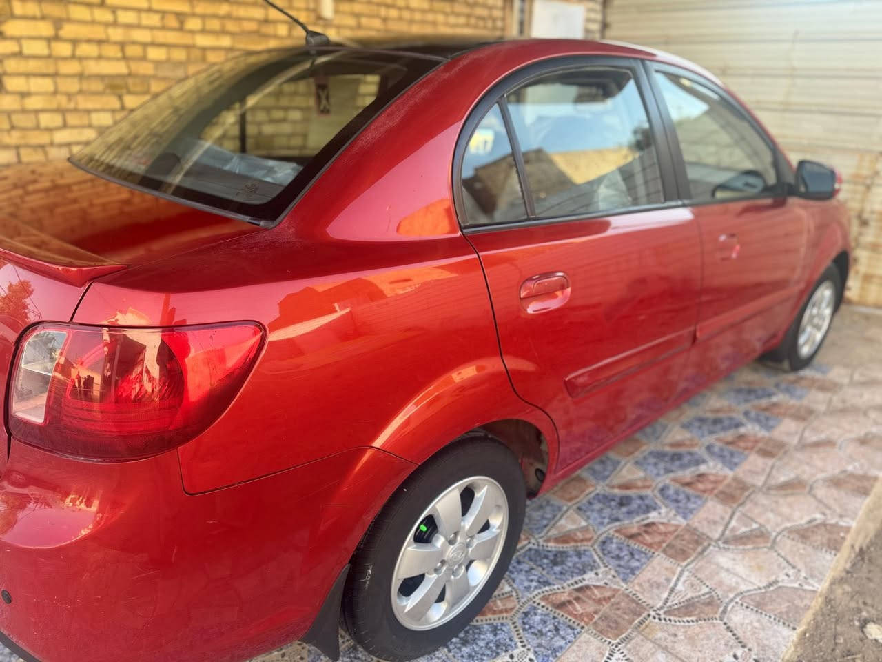 كيا ريو موديل 2011خليجي كفاله ماشيه 75 السياره جديد كلش باسمي تحويل ثاني يوم جاهزه للأخير حداديه تبريد تدفه نقص مابيه للاستفار لاتصال ***********
