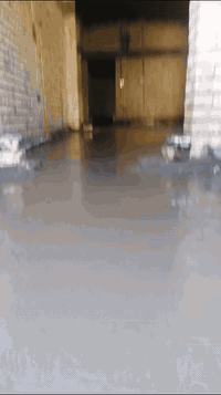 سلام عليكم ورحمة الله وبركاته عمي لي عنده تصليطه صطح اختصاص والله العظيم لي عنده ارضيه صبت نضافه انه بل خدمه شقل مضبوط وعلخيط مايقبل قلط بلمرزاب اخلي لماي وانه خادم جميع ***********
