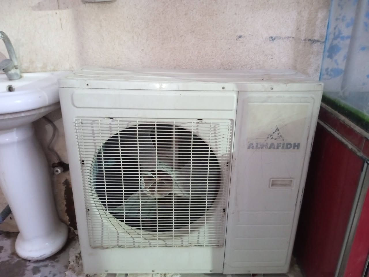 سبلت جديد وعل فحص سعر 500قفل مستعجلين عل بيعته ***********
