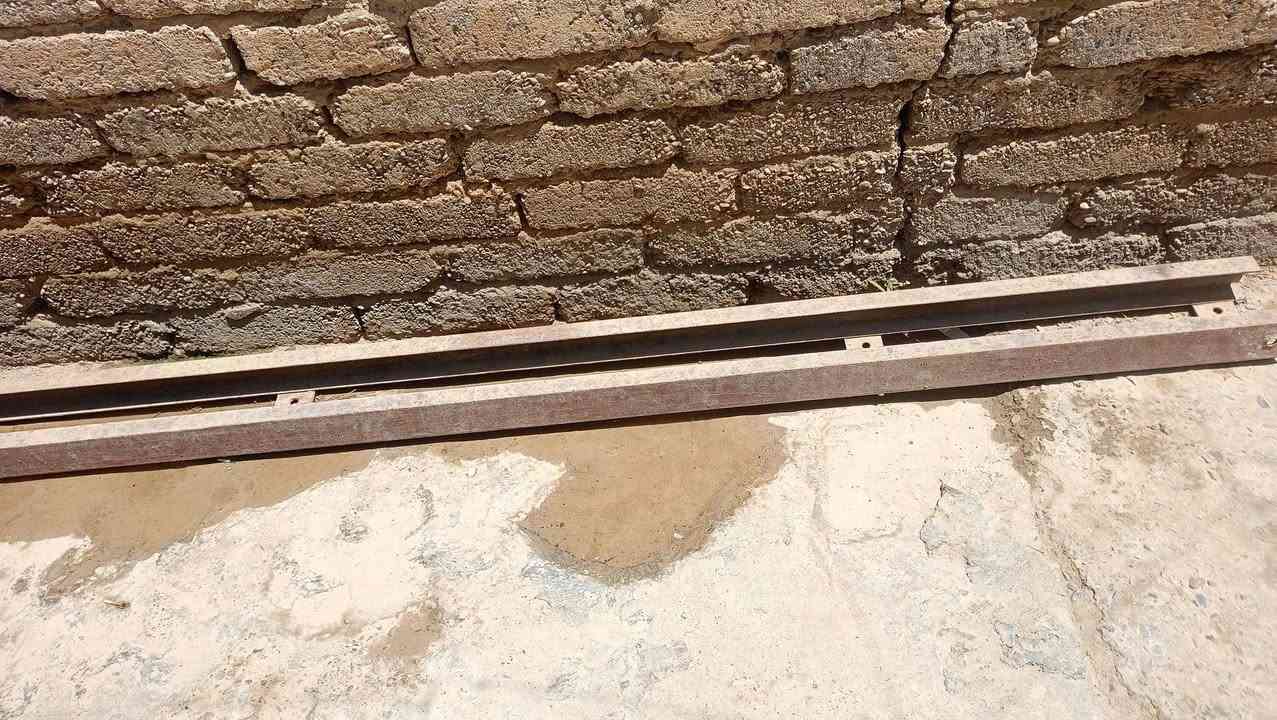 ونج للبيع ايطالي  مستخدم شي قليل نضيف كامل مولد وسكال كاملة بعقوبة سعر بيك خير وتدلل رقم ***********
