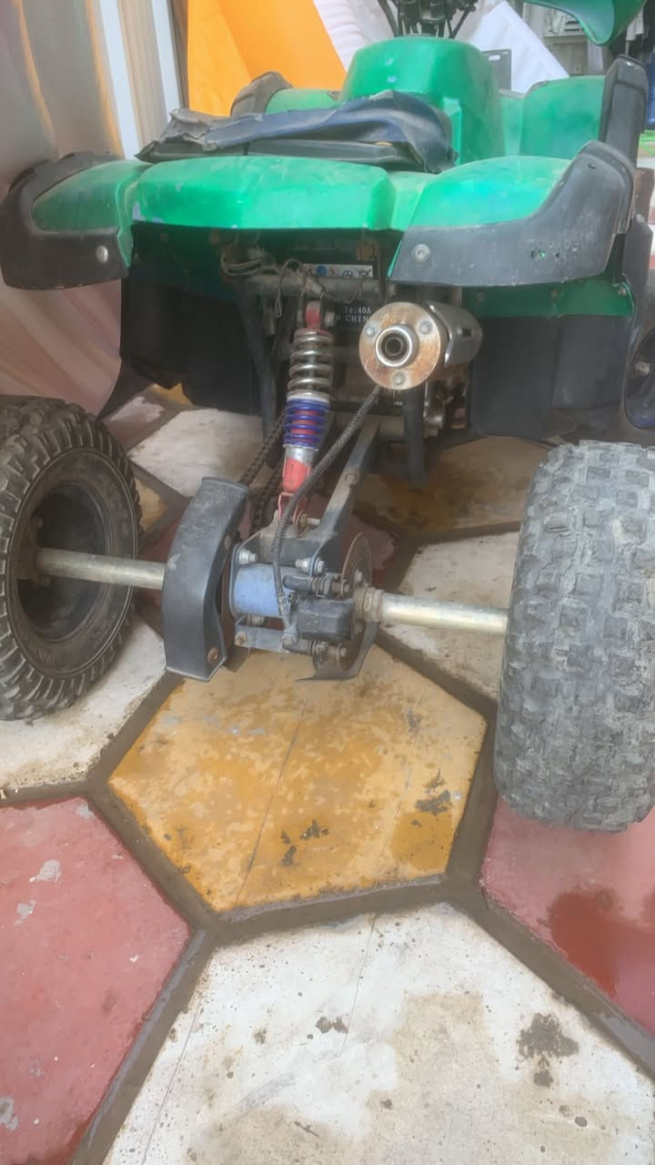 شباب عندي هاي الدراجة متروكة بس جيب باتري وتشتغل مكينة 120 عندي وياهه زوج تايرات ربع عمر او ويلات وكالريتر مكاني القاهرة قرب جامع النداء سعرهه ب 250


**إذا كنت صاحب هذا الإعلان وتريد حذفه لأي سبب، رجاءا أرسل رسالة إلى الدعم الفني**