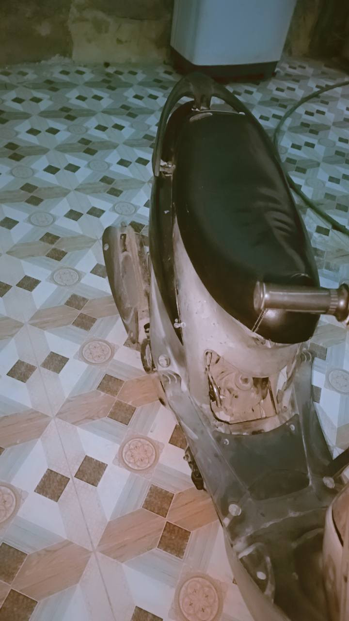 سلام عليكم دراجة ماكس منغولي للبيع دراجة نضيفه مال جناي مكينه مفتوحة بس ولفات سعر الدراجة 400وبيها مجال تواصل ***********بي واتساب
