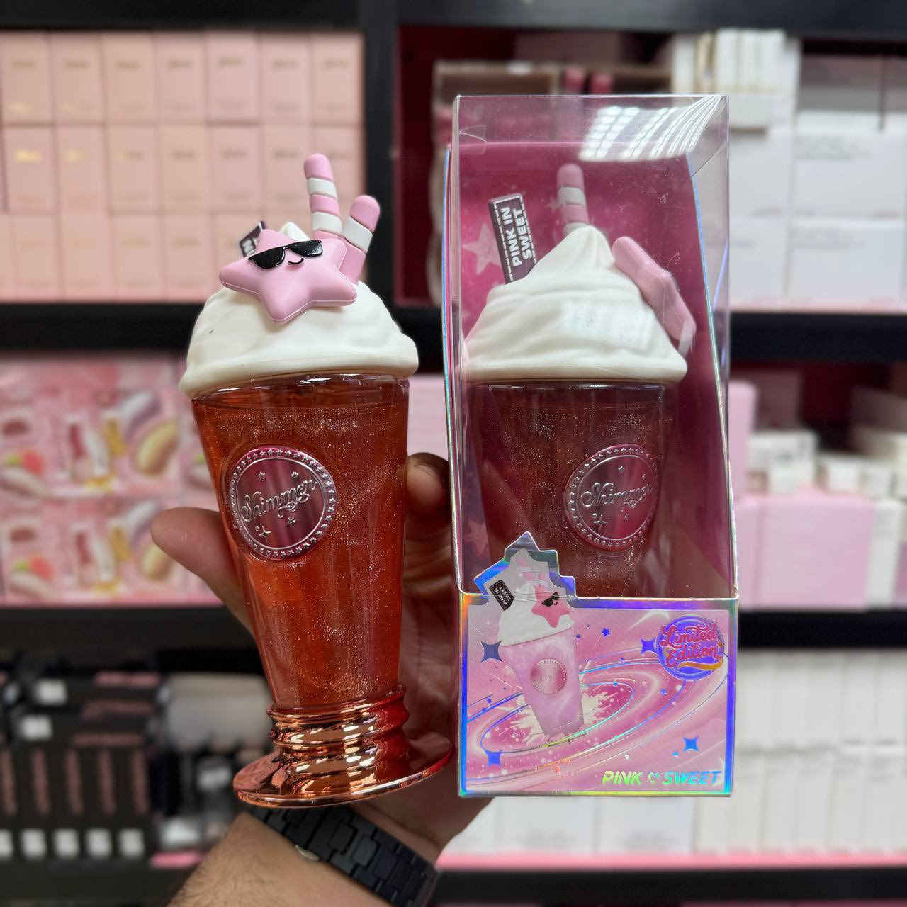 واخير توفر القوي🔪
فاكهي سويت وبودري 🤤🩷💕🍦
الحجم الكبير متوفر كلتر وعادي
سبلاش يم يم من ارماف 🤤😍💕 Yum Yum
 التوت الكرز والفانيلا 
حجم200مل


**إذا كنت صاحب هذا الإعلان وتريد حذفه لأي سبب، رجاءا أرسل رسالة إلى الدعم الفني**