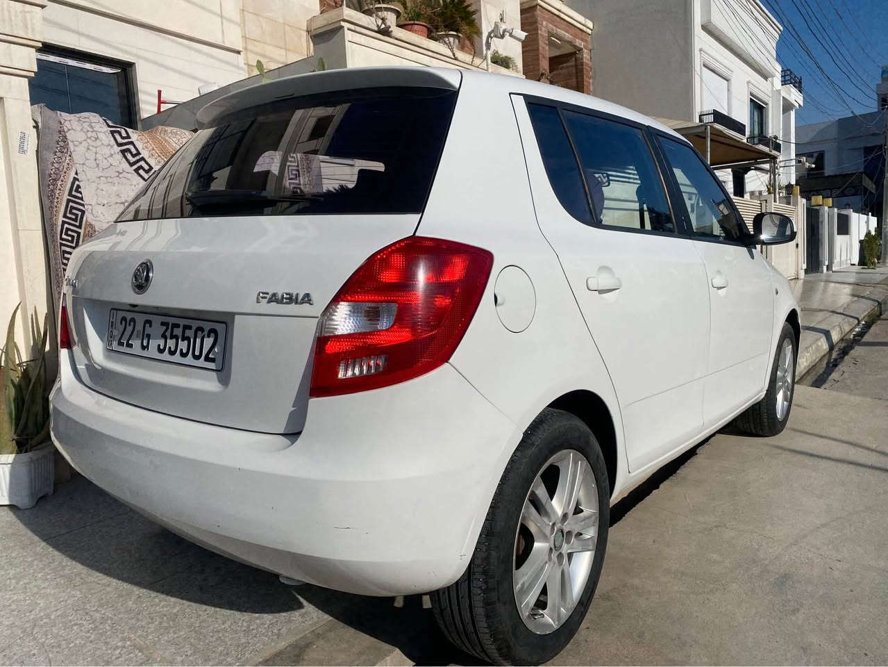 سكودا فابيا موديل ٢٠١٤

للبيع 

رقم اربيل 

هزه و فحص و رقم جديد

تحويل و وكالة شرط

گير اوتوماتيك

شاشه و كاميره

گير و محرك شرط

مكان سيارة اربيل

بابين و بولند صبغ بدون دواخل

رقم تليفون

*********** أربيل, العراق
