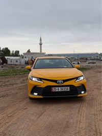 كامري هايبرد • ٢٠٢٢ • مكفول بطارية