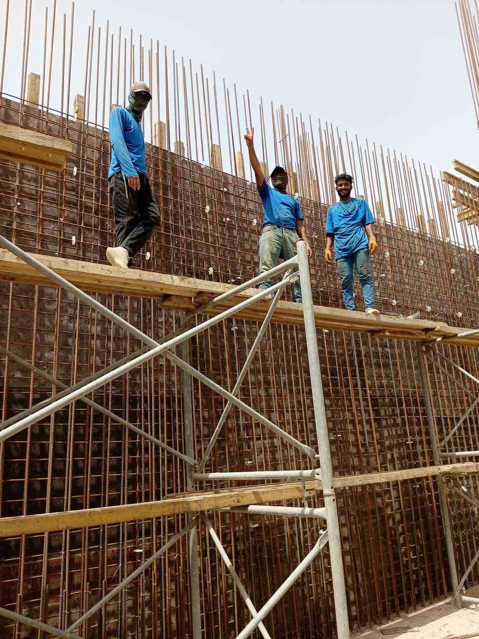 سلام عليكم اني حداد عدي كادر شغل نظيف اي عمل يخص تسليح على اطن قطعي ***********
