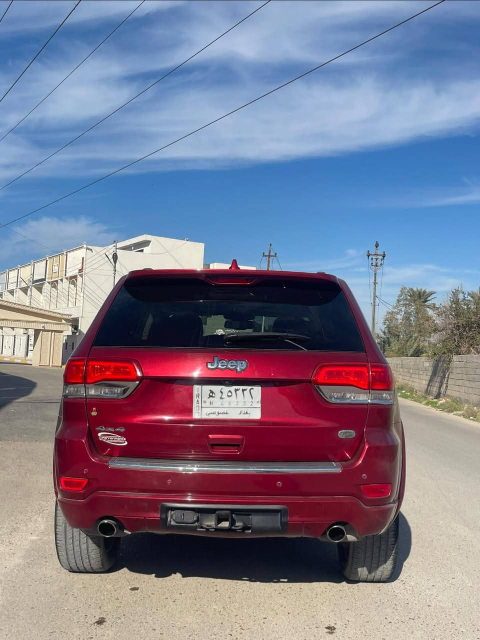 السلام عليكم 
جيب 2015 اوڤر لاند اعلى فئة
محرك V6 ,3600
بصمة 
بانوراما
كشنات جلد هيترات وتبريد امامي خلفي
خزن ميموري 
صندوق كهرباء 
جگات
ويل حجم ٢٠
مرايا شفط 
داخل بيجي
گير طياره
السياره فول واحد على واحد معروفة مواصفات الاوڤرلاند 
حادثها بأمريكا فقط بداية الشاصي صفحة اليمنى داخلة كلين  
هنا بالعراق انصبغ بيها نصف البنيد
مكانها بغداد شهداء البياع 
سعر21000$ (210$)وبيها مجال 
***********
